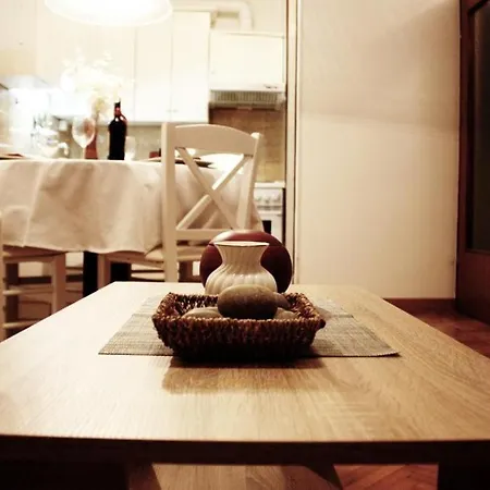 Luciana Apartmán *